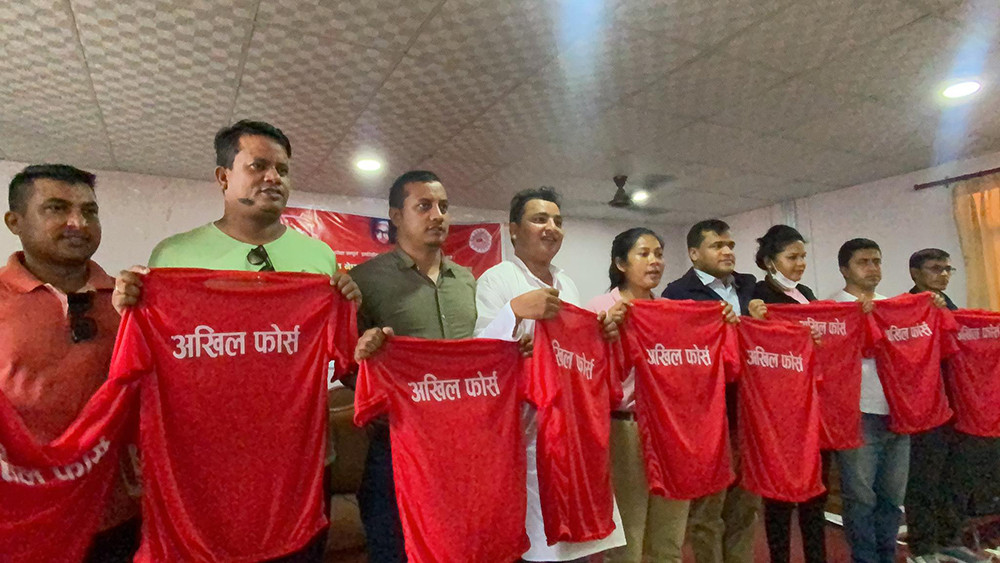ओली पक्षले युथ फोर्स पुनर्गठन गरेपछि नेपाल समूहले पनि गठन गर्‍यो अखिल फोर्स