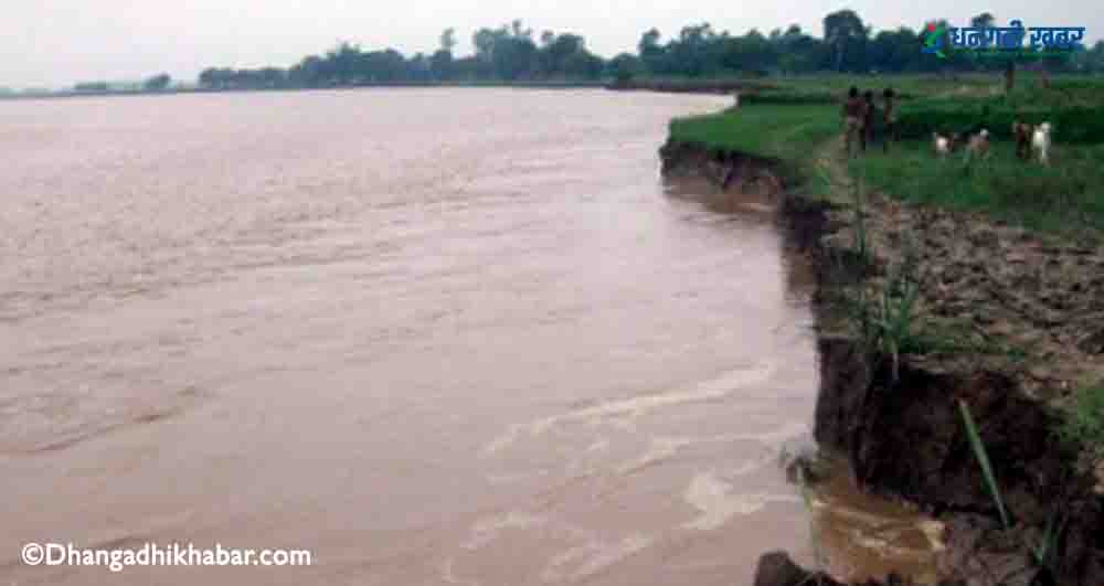 कर्णाली नदी कटान  : सत्ती पुल, राजापुर, टीकापुरको श्रीलङ्का जोखिममा