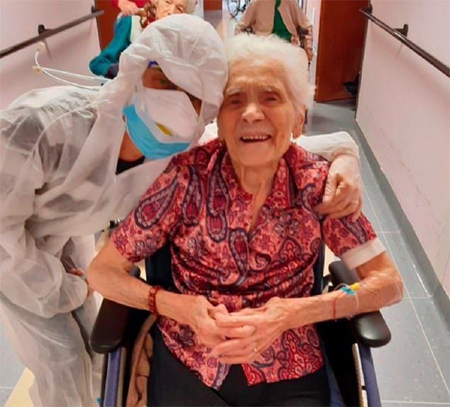 इटलीकी १०४ वर्षीया महिलाले जितिन् कोरोनाविरुद्धको लडाइँ