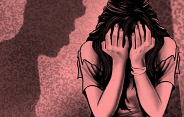 भारतमा  बलात्कार गर्ने युवकसँग युवती प्रेममा चुर्लुम्म डुबेपछि…?