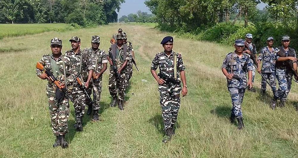 कञ्चनपुरको सीमा क्षेत्रमा नेपाल–भारतका सुरक्षाकर्मीहरूको संयुक्त गस्ती सुरु