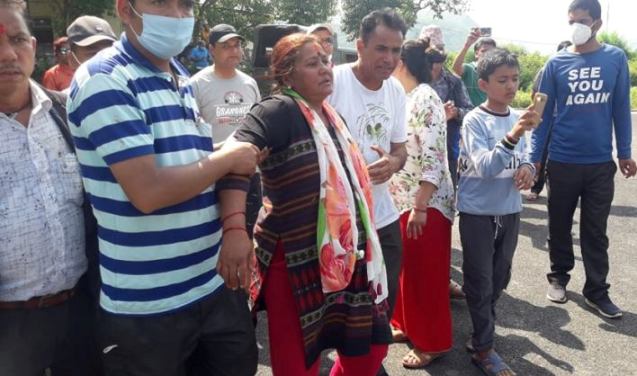 डोटी : नगरप्रमुख मलासीको श्वास प्रश्वासमा समस्या, उपचारका लागि काठमाण्डौ लगियो