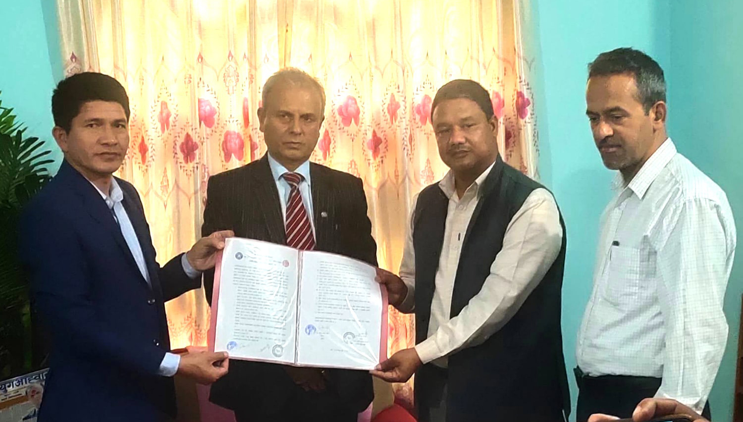 मध्यपश्‍चिमाञ्‍चल विश्वविद्यालय र उद्योग वाणिज्य महासंघबीच सम्झौता
