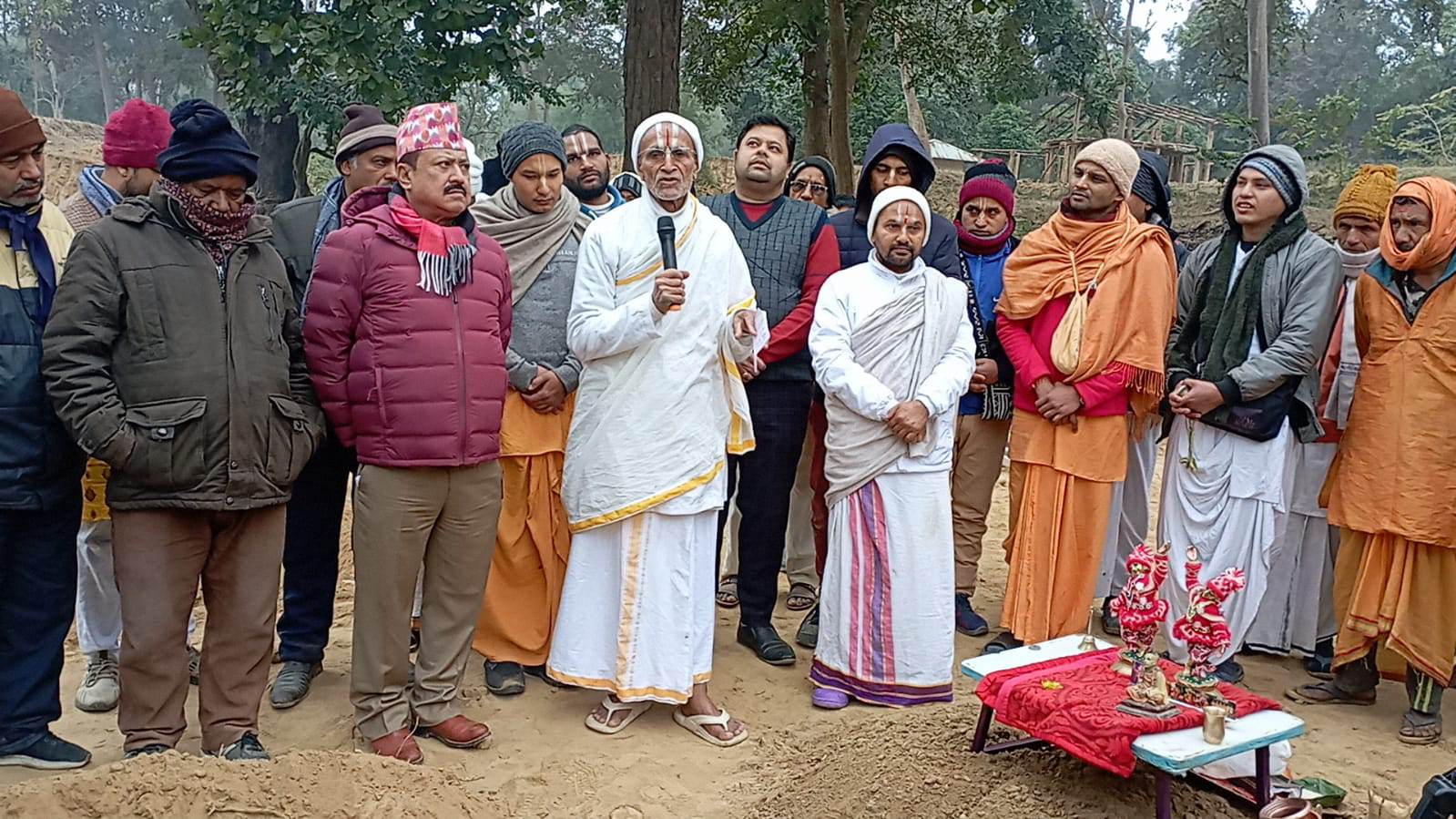 धनगढी १६ मा गौशालाको शिलान्यास