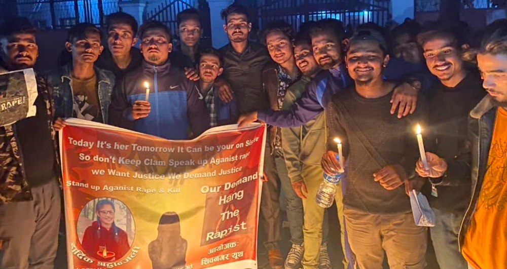 भागरथी भट्टको न्यायका लागि शिवनगर युवा समूह द्वारा र्‍याली सहित दीप प्रज्वलन