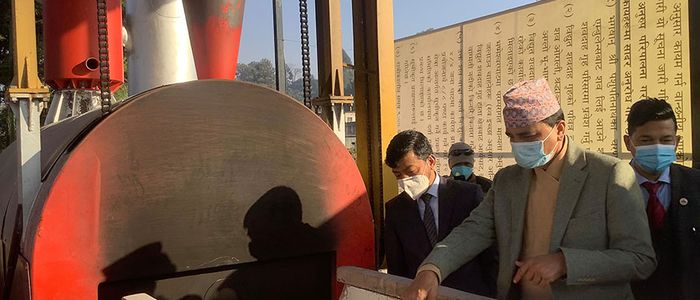 पशुपतिमा राखियो दाउराबाट शव जलाउने मेसिन