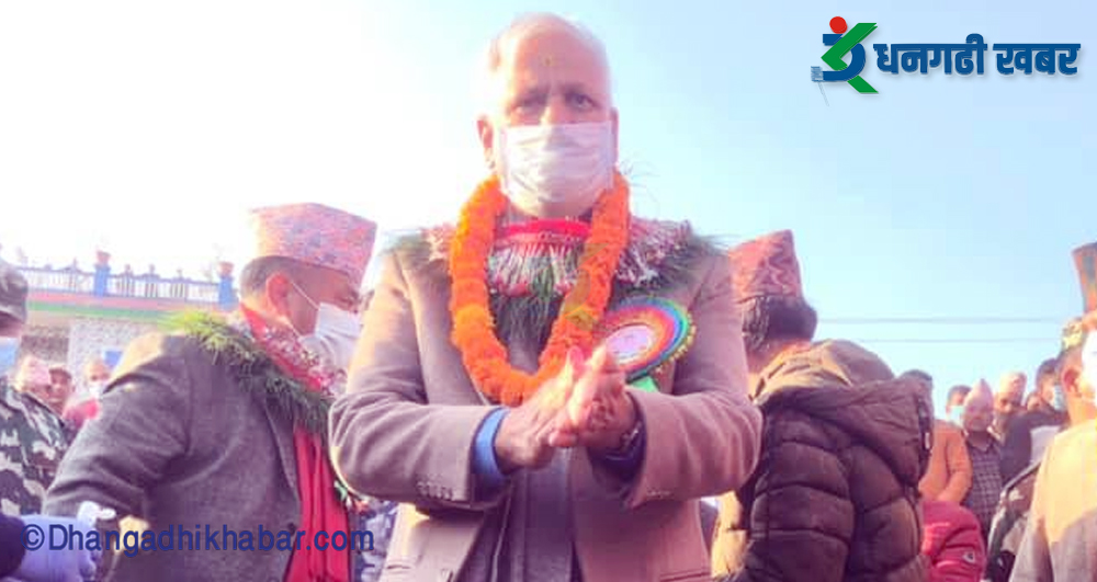 सरकार कुनै पनि हालतमा ढल्दैन : उद्योगमन्त्री भट्ट