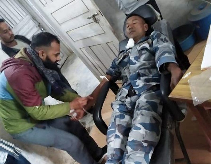 सुदूरपश्चिममा सेना, प्रहरीकै रगतले जोगिन्छ स्थानीयवासीको ज्यान