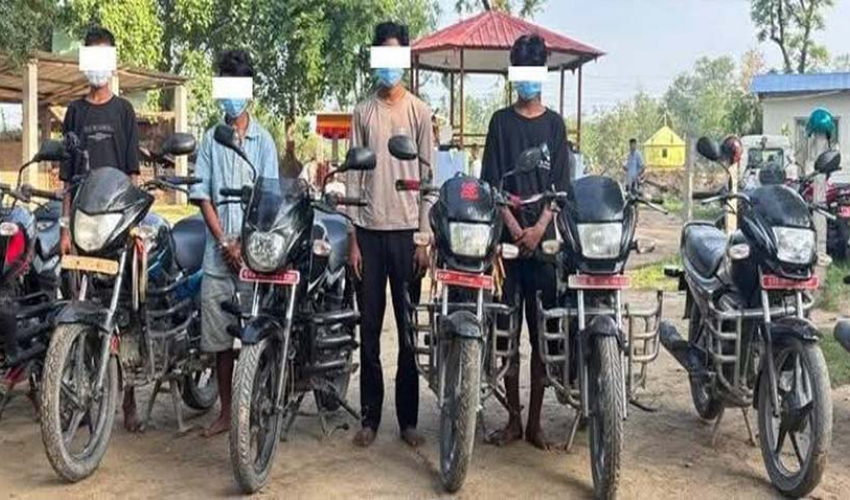 कैलालीबाट चोरीका ८ मोटरसाइकल सहित ४ जना पक्राउ