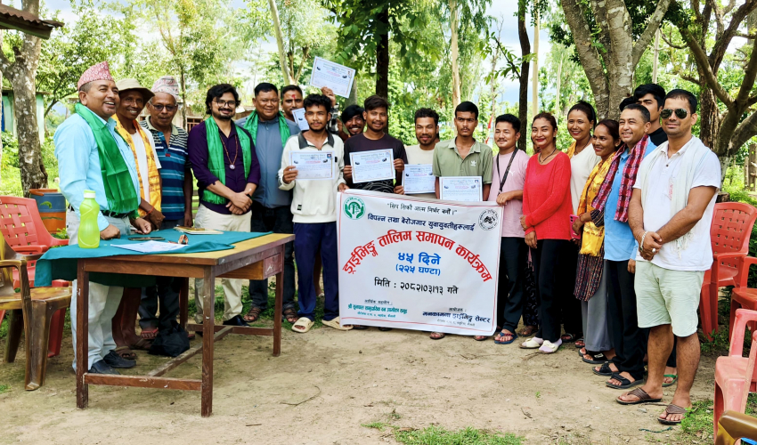 कैलालीमा सामुदायिक वनको लगानीमा विपन्न युवालाई ड्राइभिङ तालिम