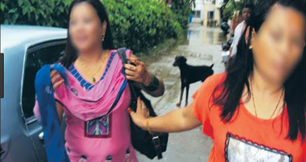 कञ्चनपरमा भारततर्फ लैजाँदै गरेका दुई युवतीको उद्धार