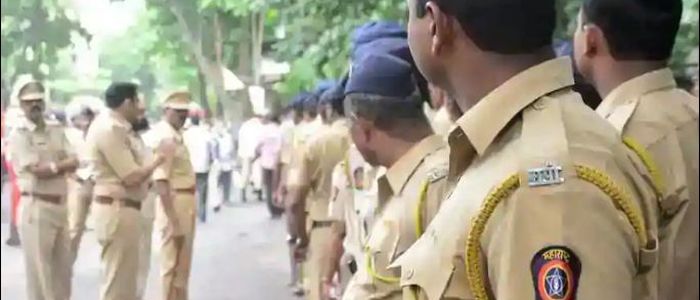 कानपुरमा ८ प्रहरीको गोली हानी हत्या