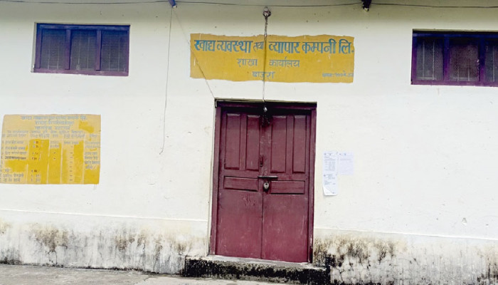 बाजुराको मार्तडीमा पुग्यो अनुदानको चामल