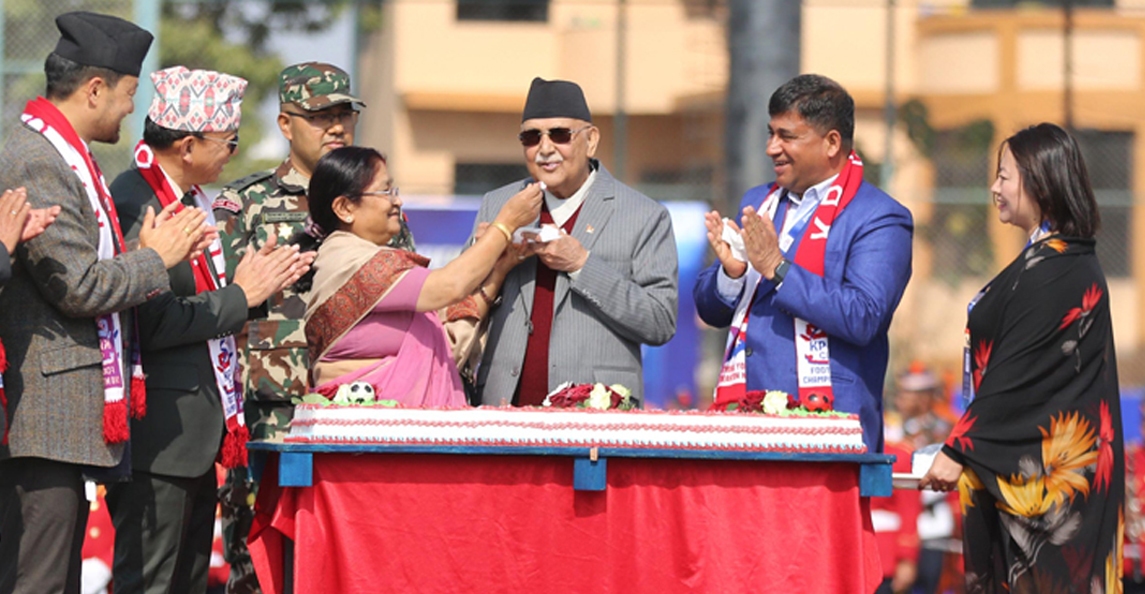 जन्मदिनको केक काटेर ‘केपी ओली कप’को सुरुवात
