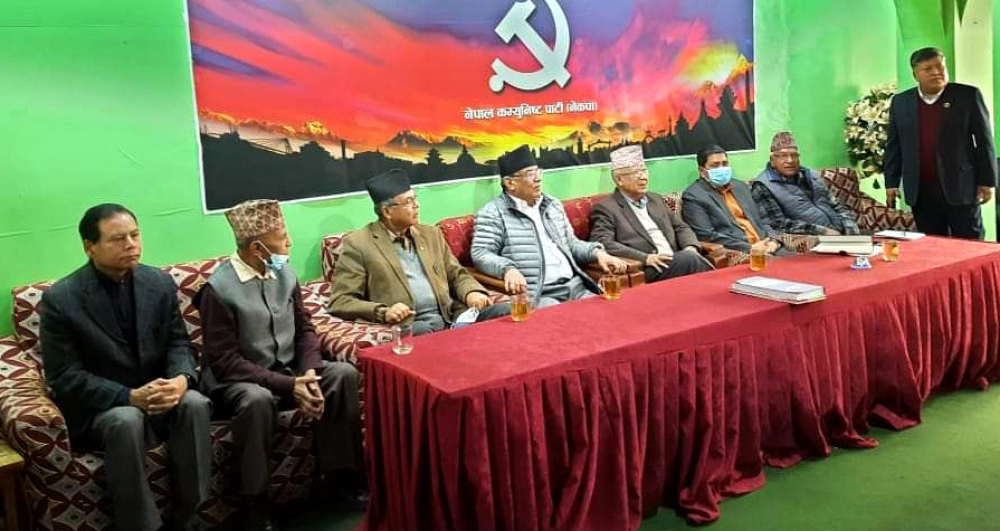 एमाले र माओवादी केन्द्र अलग–अलग भएर जाने प्रचण्ड–नेपाल समूहको निर्णय