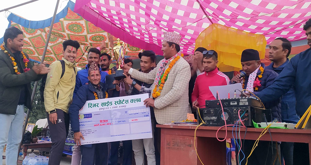 स्वर्गीय हरिस पाण्डे स्मृति कप खुल्ला फुटबल प्रतियोगिताको उपाधि सिटी क्लब अफ धनगढीलाई