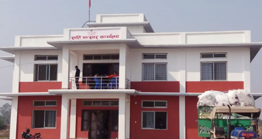 कैलालीमा अझै खुलेन सिमानाका : लुकिछिपी नेपाल प्रवेश गर्ने भारतीय बढे