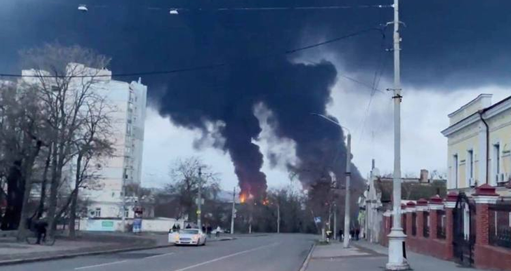 रुसद्वारा युक्रेनको ओडेसामा ‘डरलाग्दो’ आक्रमण, पेट्रोलियम प्रशोधन केन्द्र ध्वस्त