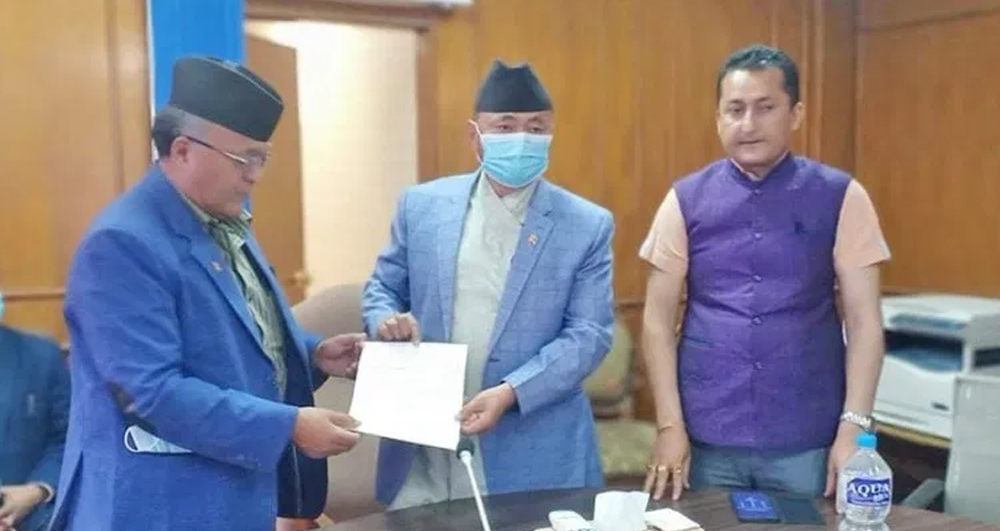 पेट्रोलियम पदार्थको मूल्य वृद्धि भएपछि गाडी भाडा बढाउन यातायात व्यवसायीको माग