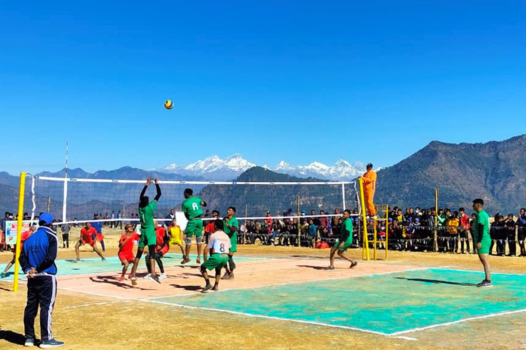 बैतडीमा तेजबहादुर चन्द स्मृति भलिबल प्रतियोगिता सुरू, सुर्नयाको विजयी सुरूआत